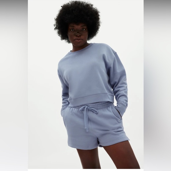 GIRLFRIEND COLLECTIVE 50/50 Cropped Sweatshirt & Shorts in Tempest - Picture 1 of 2